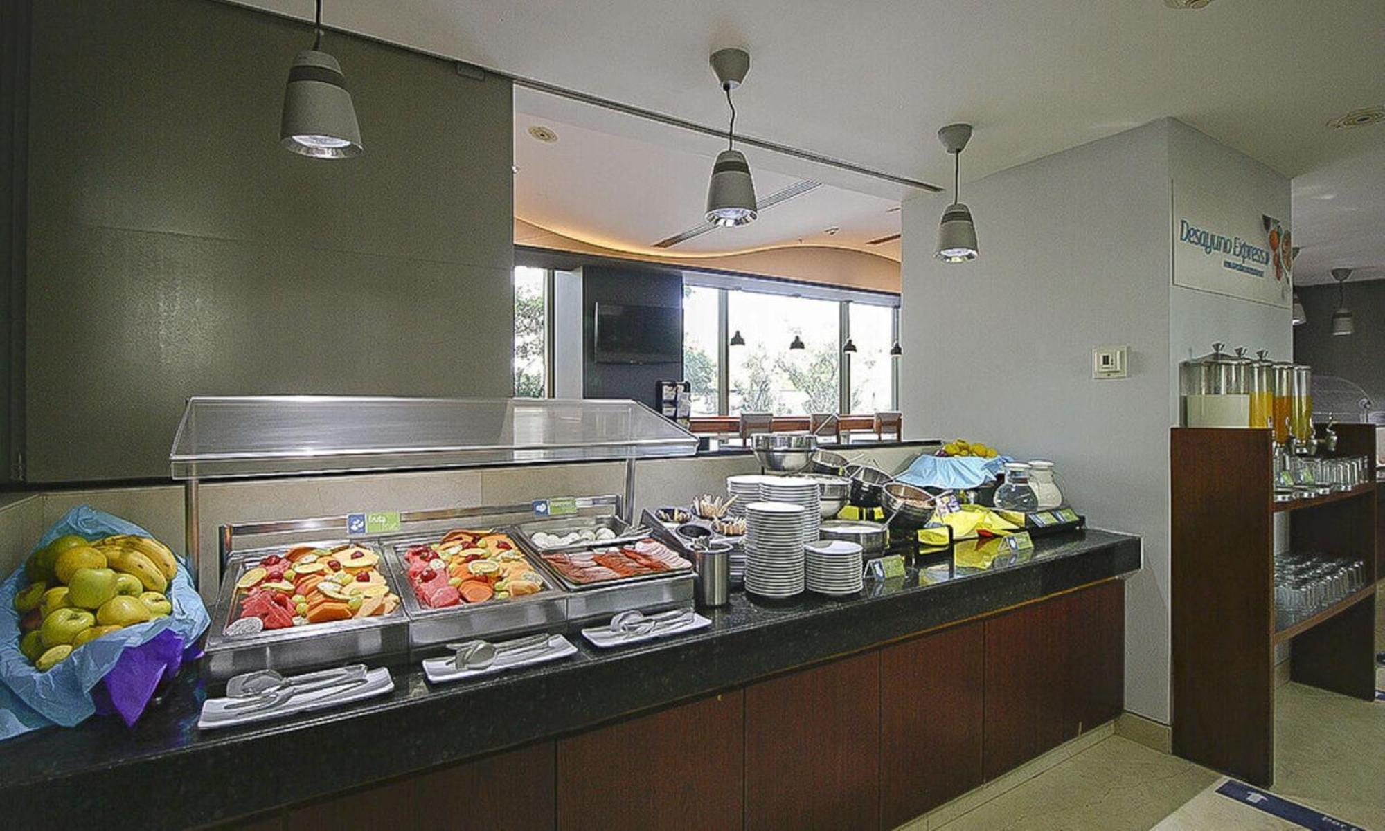 Holiday Inn Express Mexico Reforma By Ihg Bagian luar foto