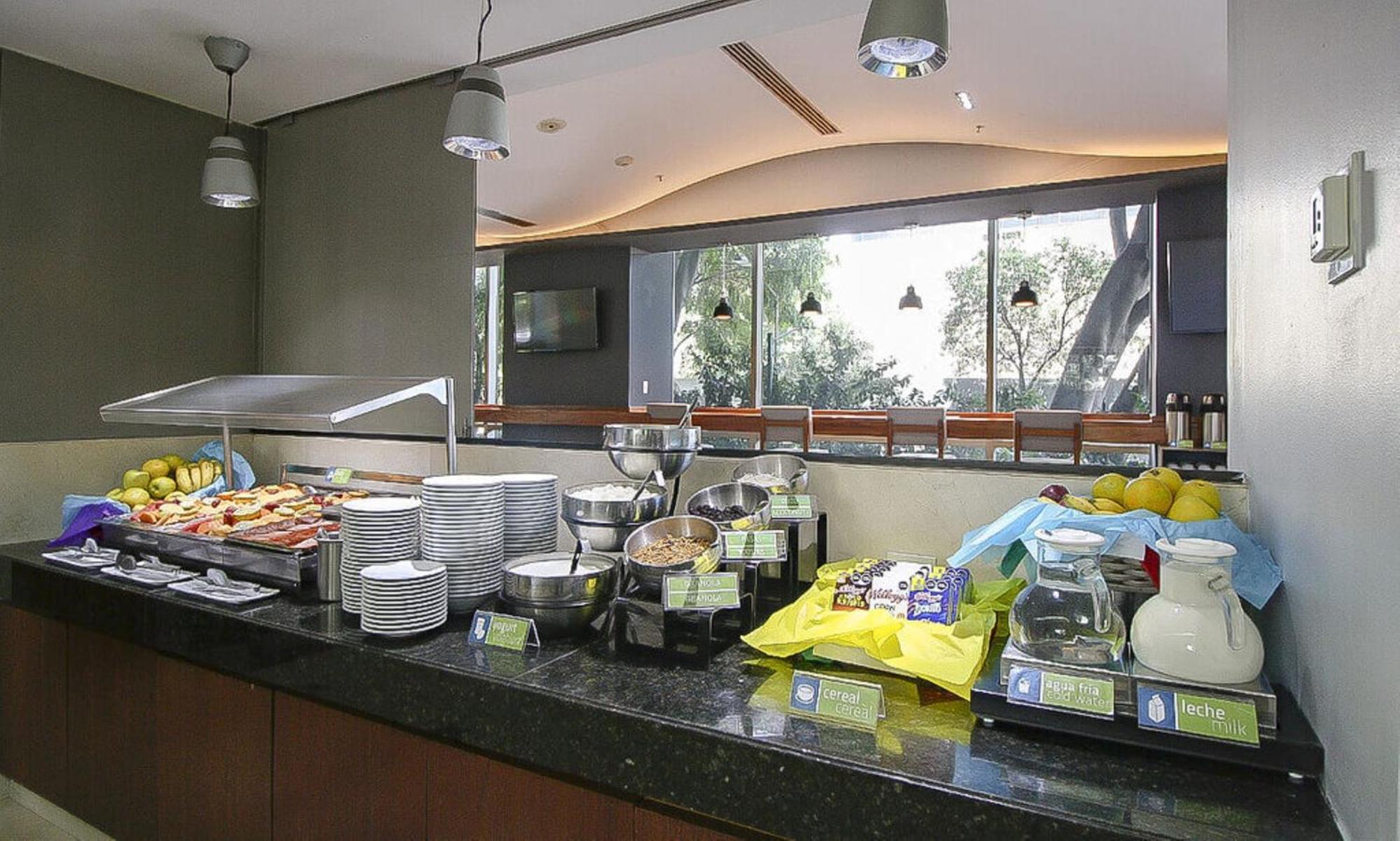 Holiday Inn Express Mexico Reforma By Ihg Bagian luar foto